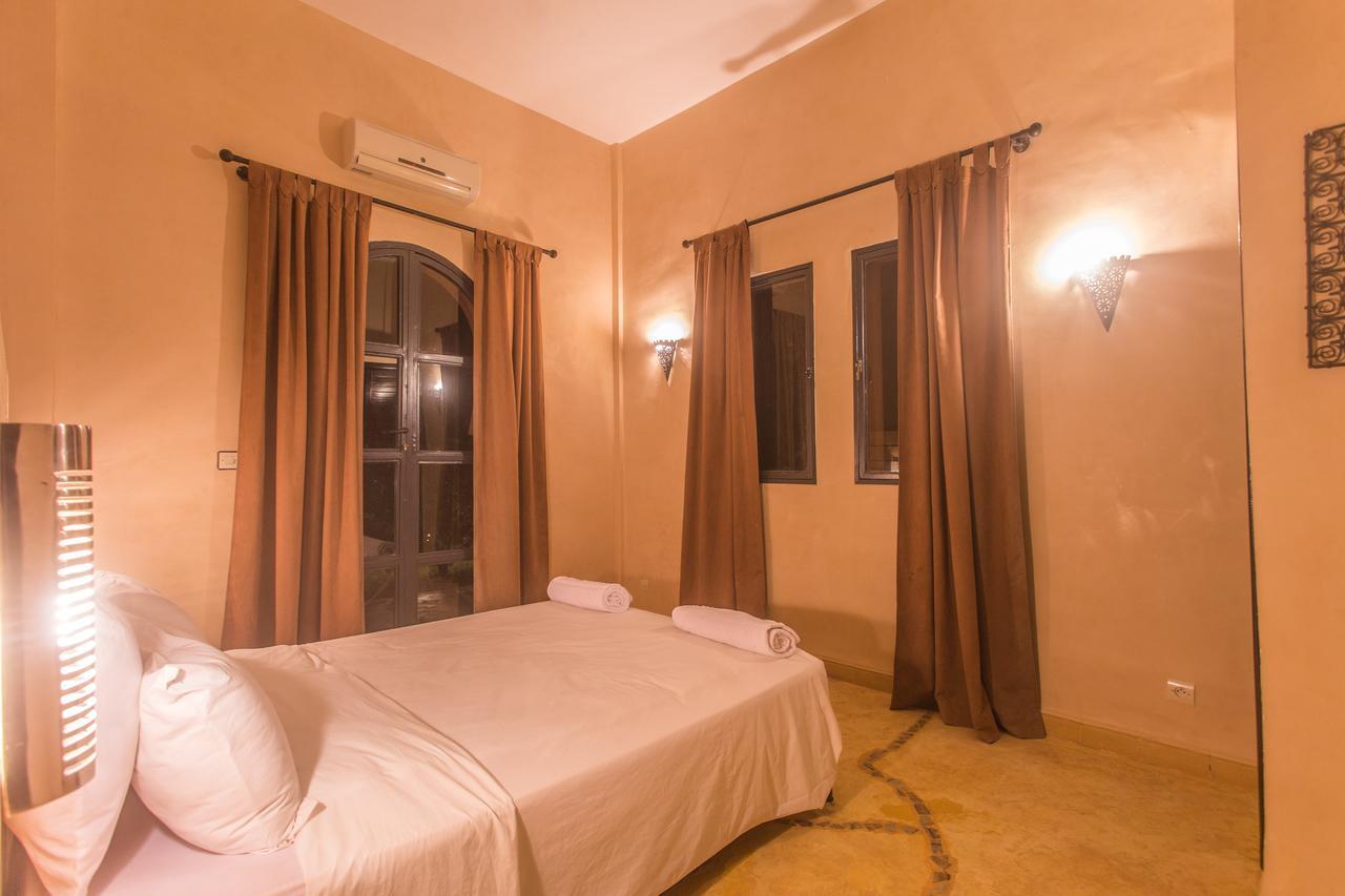 เล เรซีด็องซ์ ดู โดแมน Hotel Douar Zemrane ภายนอก รูปภาพ