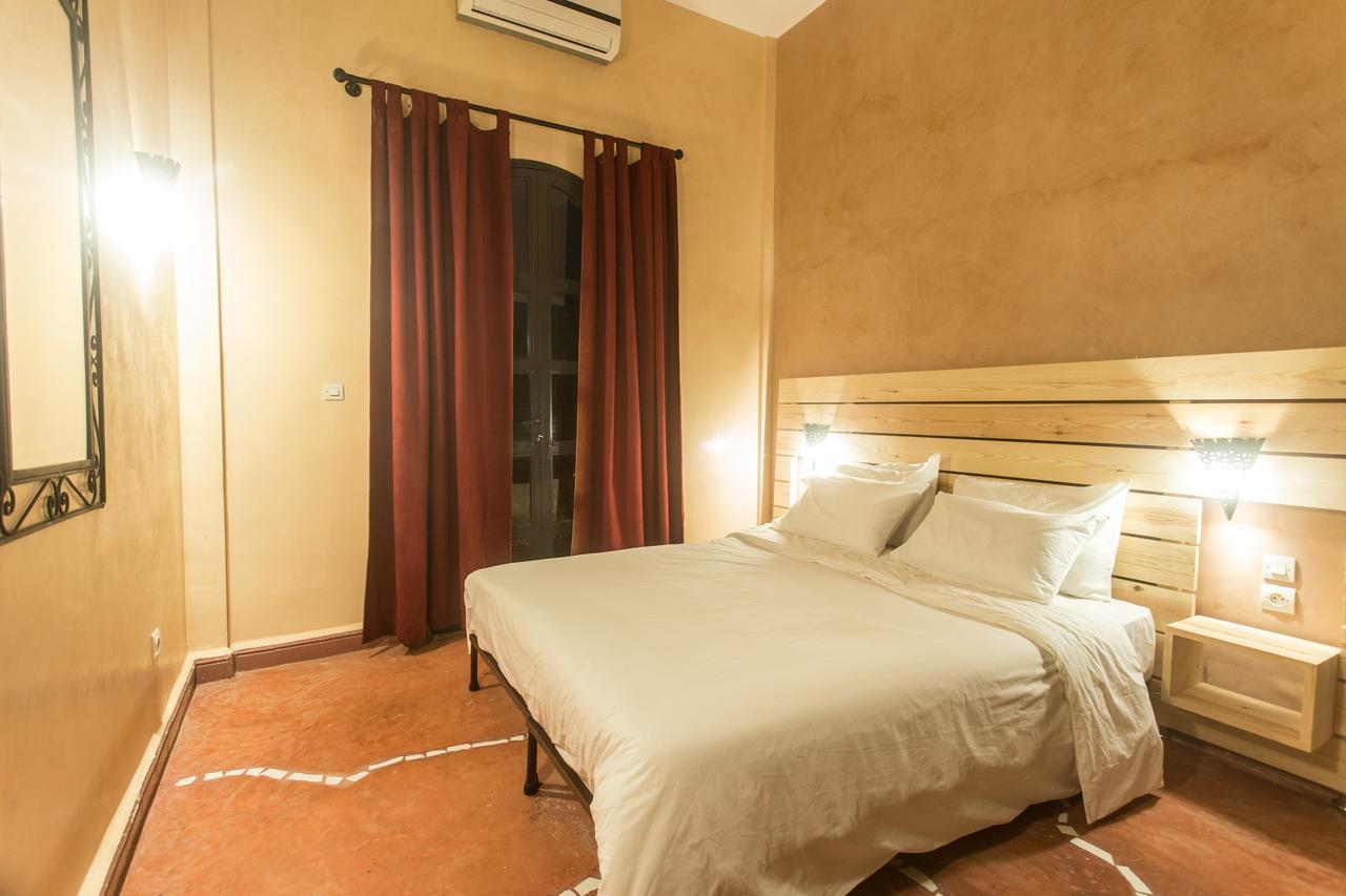 เล เรซีด็องซ์ ดู โดแมน Hotel Douar Zemrane ภายนอก รูปภาพ
