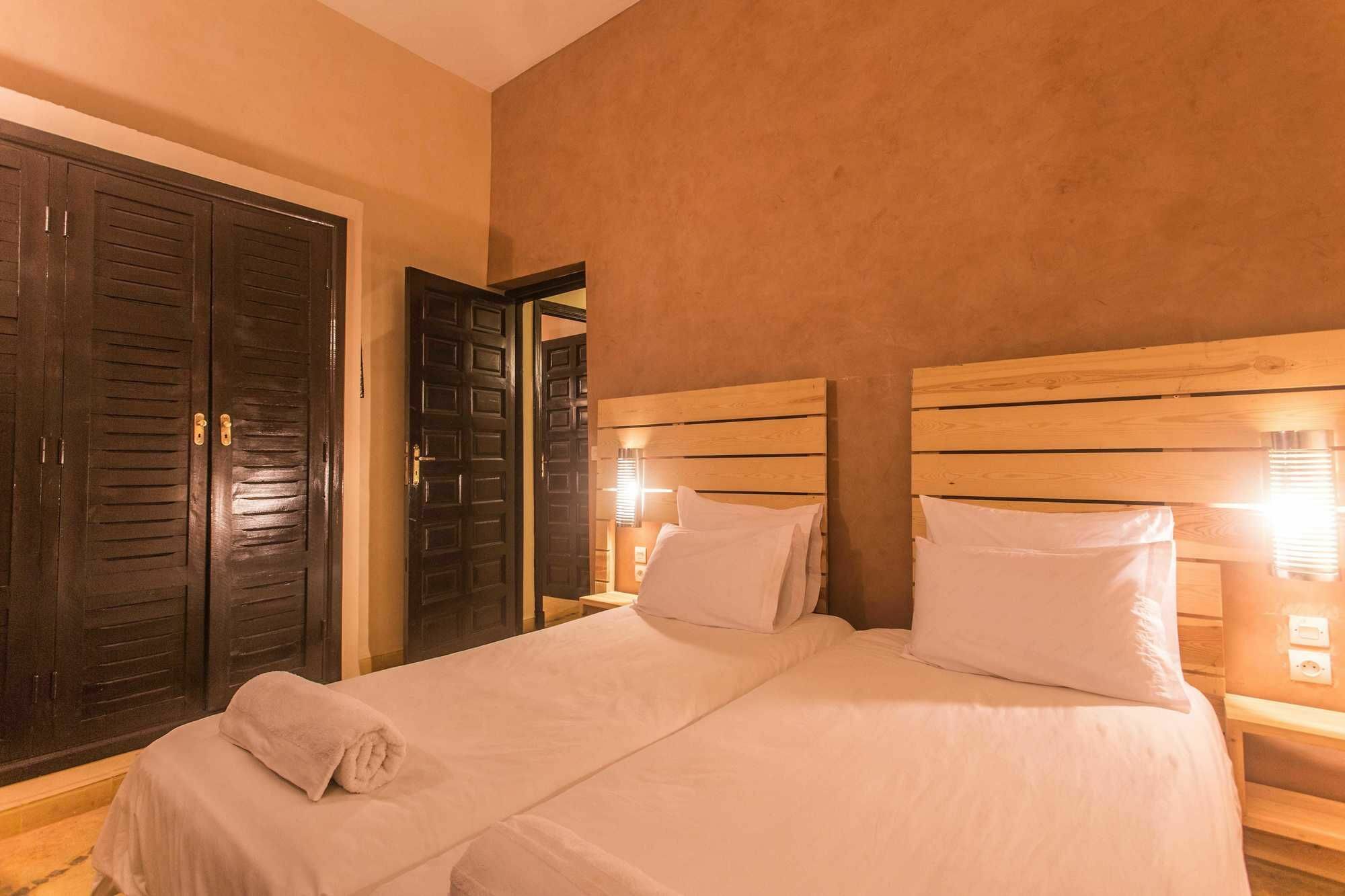 เล เรซีด็องซ์ ดู โดแมน Hotel Douar Zemrane ภายนอก รูปภาพ